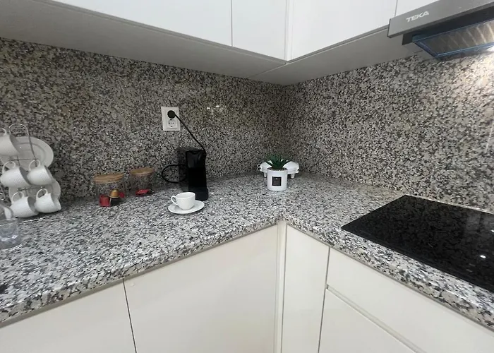 Near Campus T2 Apartman Porto