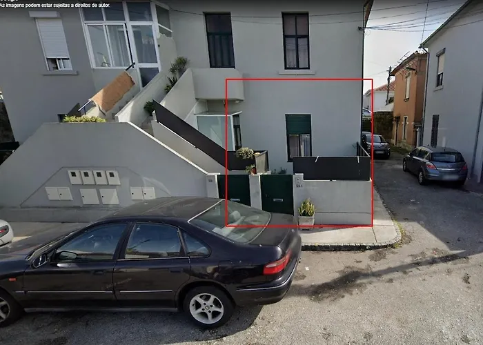 Near Campus T2 Апартаменты Порту